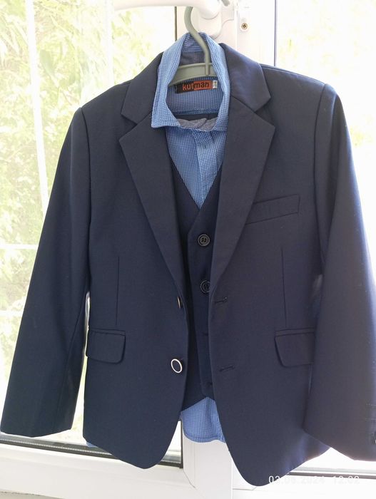 Костюм тройка для первоклассника