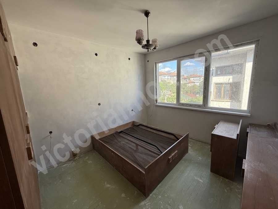 Продава се Четиристаен апартамент в Велико Търново, Център - 175 кв.м за 972 €/кв.м - Снимка #14