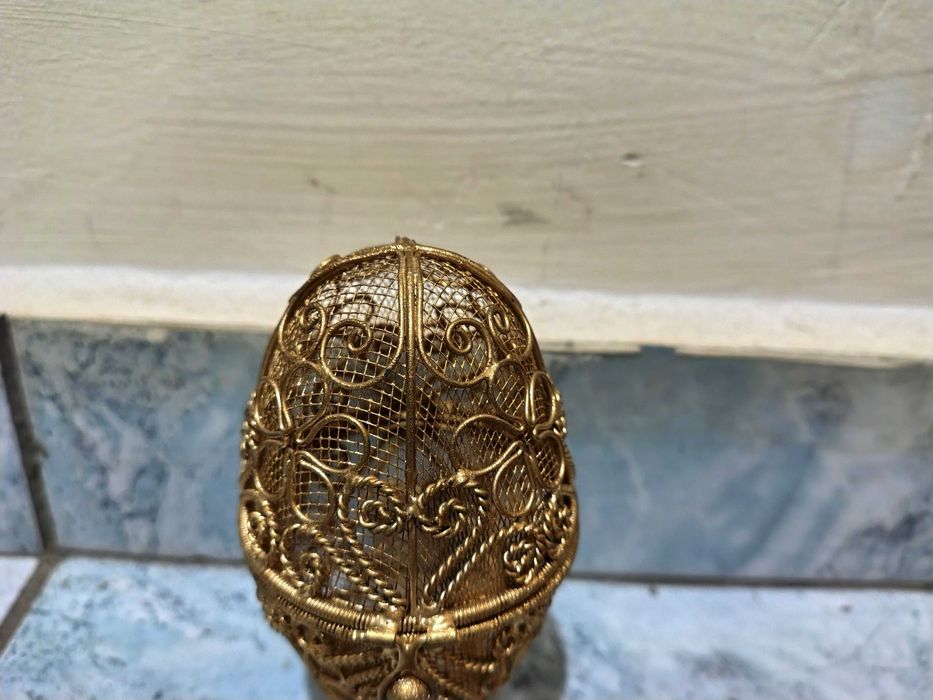 Уникално Красиво Филигранено Яйце Бижутерка