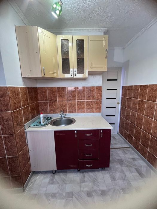 Срочно!!! Продам 2х-Комнатную -4эт.