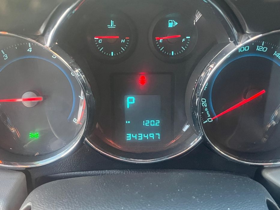 Продам Chevrolet Cruze 2012 1,6