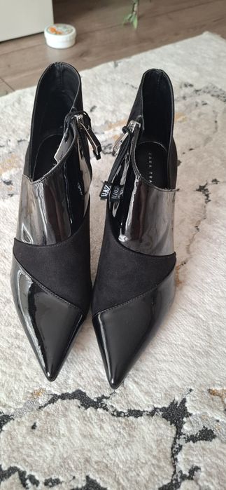 Ghete pantofi negri zara marimea 37  noi