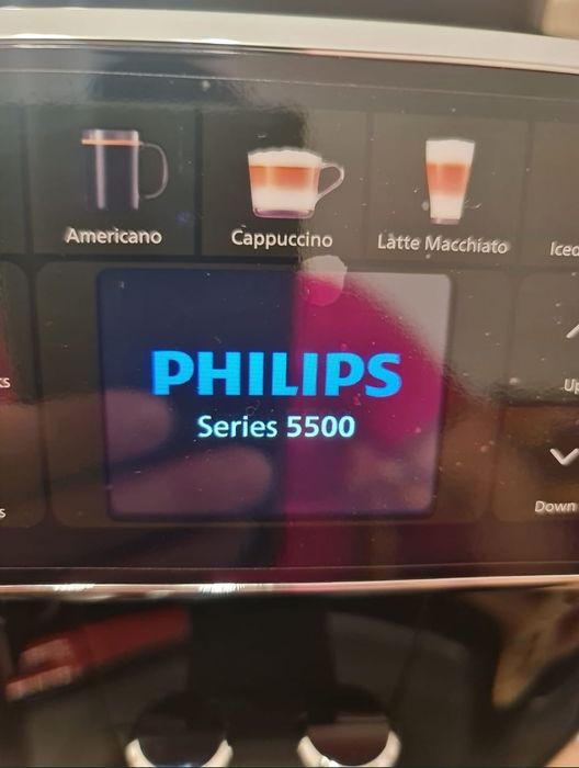 Espressor automat Philips Seria 5500