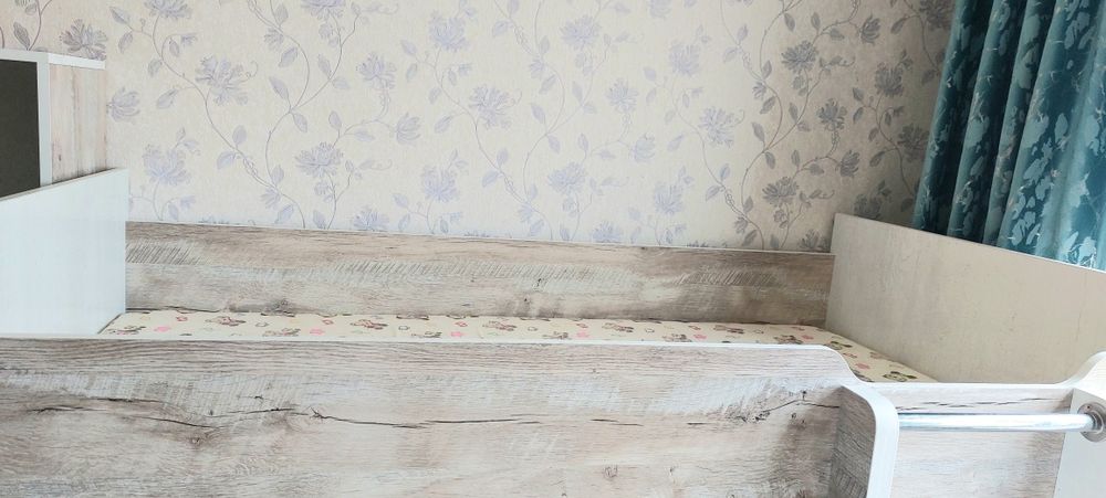 Срочно детский двухъярусная