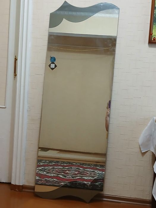 Продам зеркало с узором