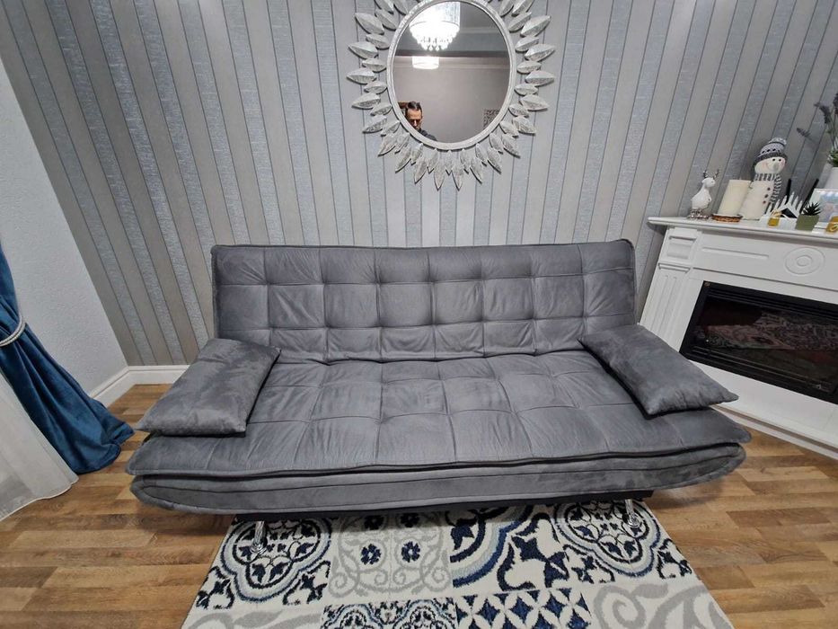 Vand urgent canapea extensibila - in Arad - stare excelenta