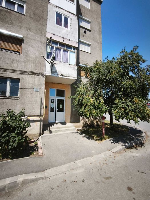 Salonta apartament 2 camere PARTER, 50 mp, toate utilitățile