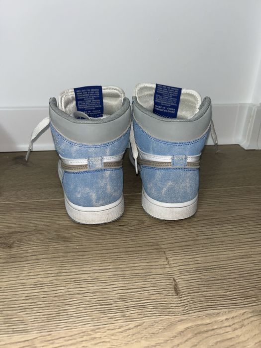 Jordan 1 Retro High OG „Hyper Roya size 36.5