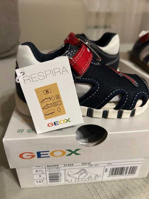 Нови Анатомични сандали тъмно сини Geox 22 номер