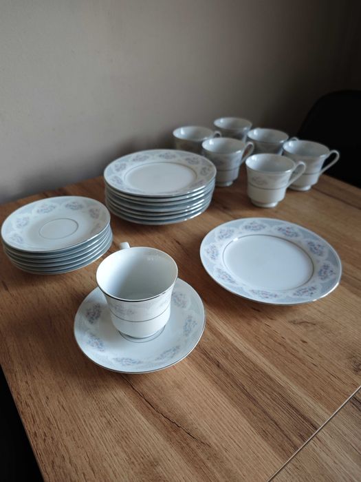 сервиз за чай от фин порцелан