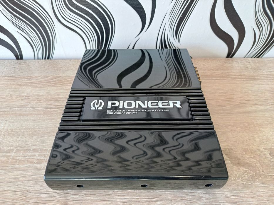 Усилвател ESX Quantum QE 900.4