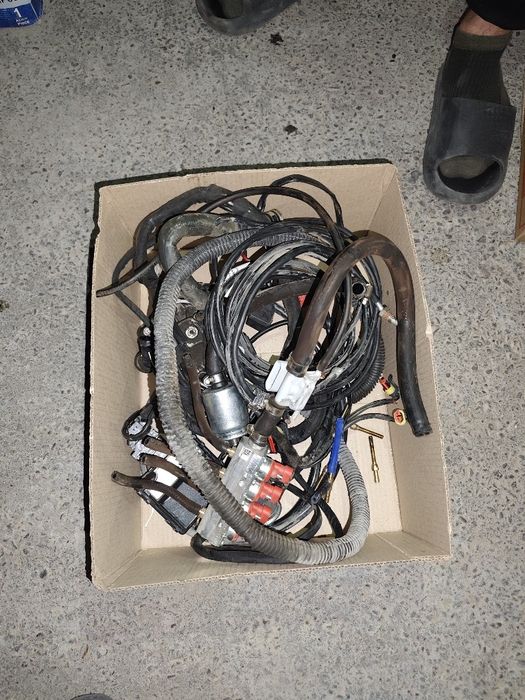 Сотилади. Пропан балон 61 л.