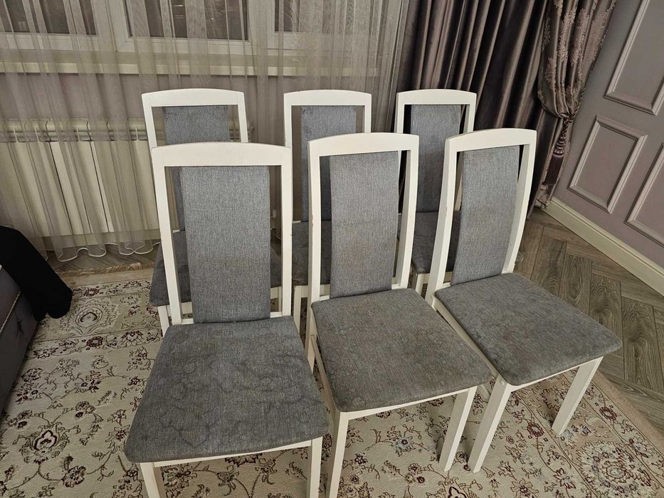 Комплект из 6 кухонных стульев