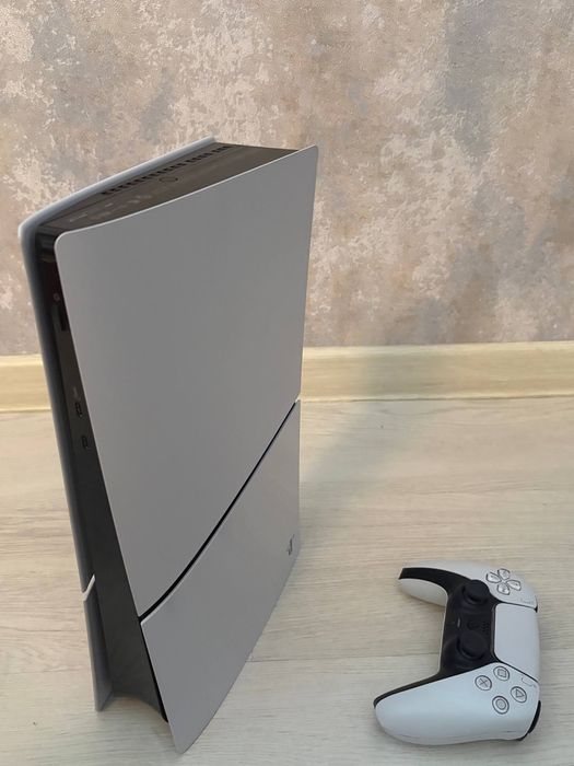 Play station 5 slim