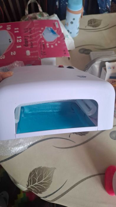 UV лампа за гел лак