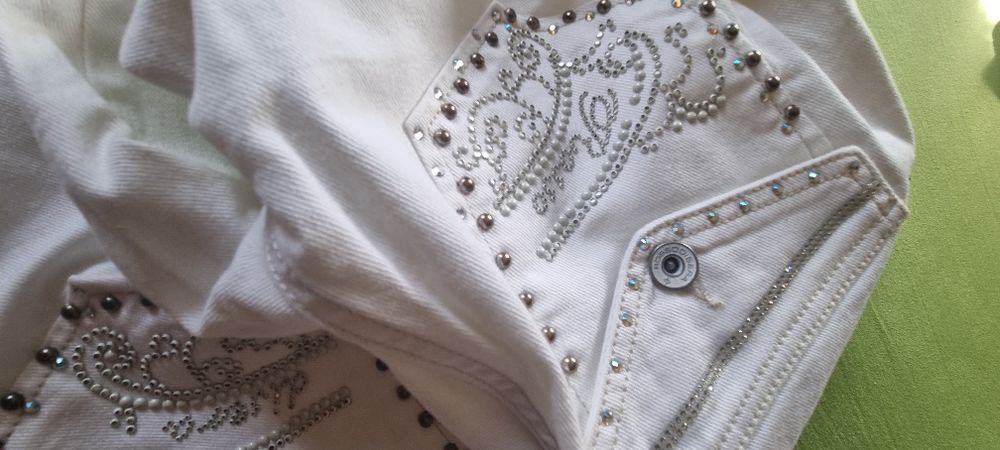 Blugi firma de top prețuri fără concurență