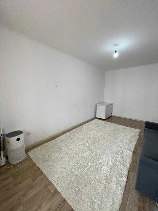 Продам 2-х квартиру Алтын орда.