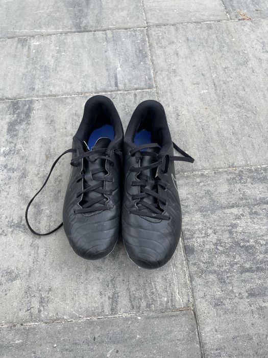 Ghete de fotbal nike temp marime 36.5