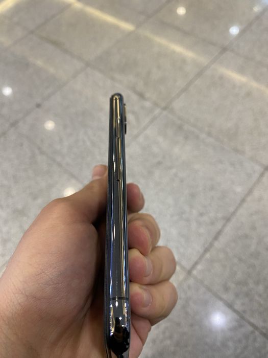 Продам срочно Айфон Х