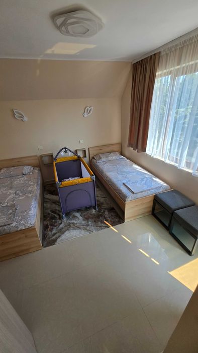 Апартамент под наем първа линия