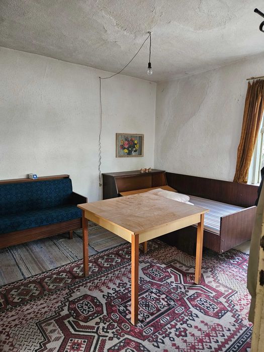 Продавам къща в гр. Тервел, обл. Добрич