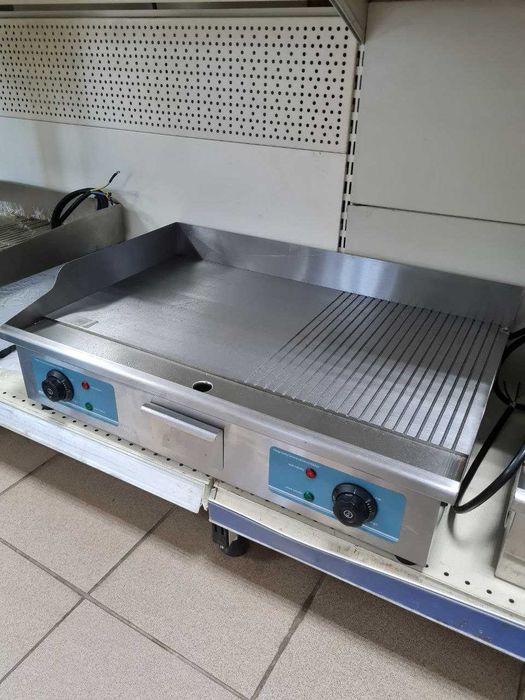 Электрический гриль 822