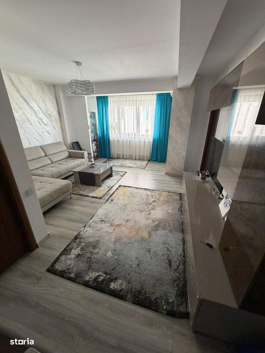 Compozitorilor apartament 3 camere decomandat termen lung