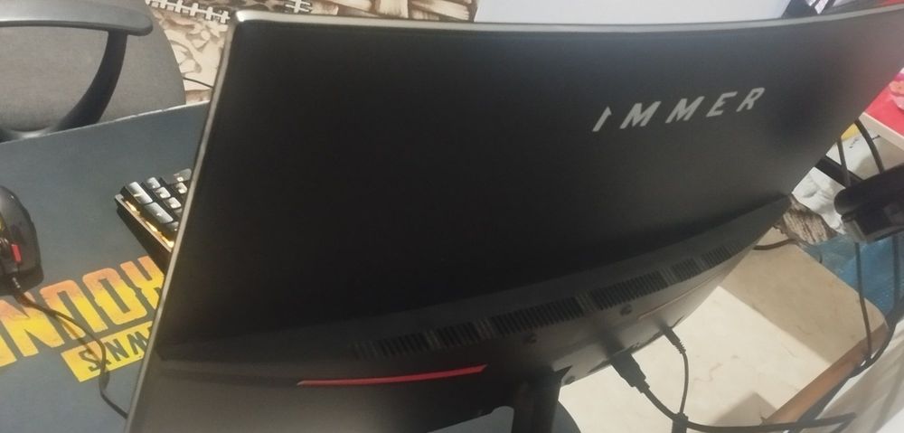 Full Komplekt RX 580 8GB 2048sp

Manitor:  Immer 27 Curved F