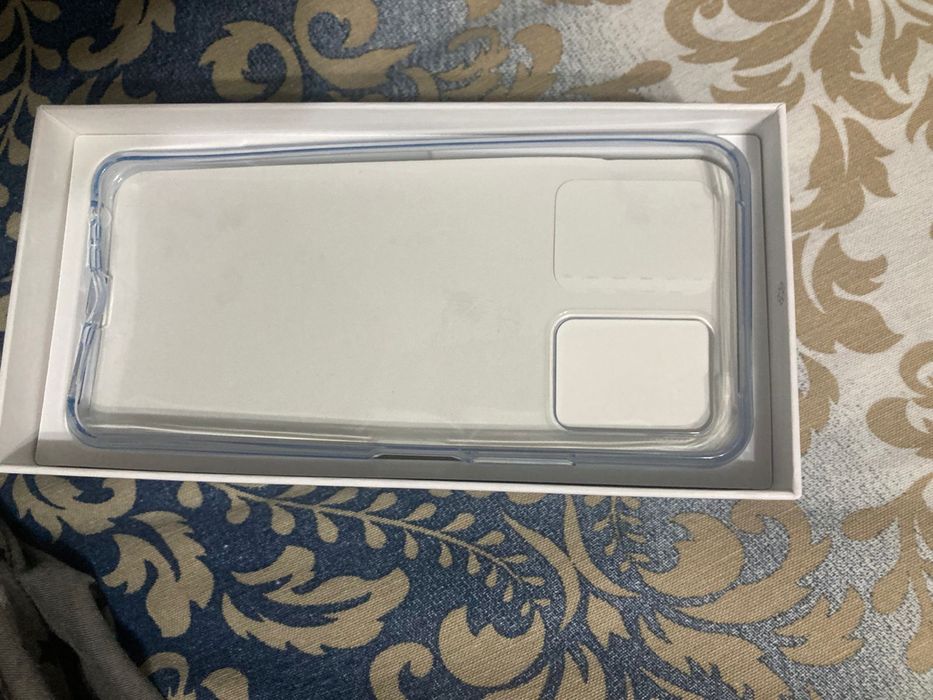 Vivo Y33s с гарантией