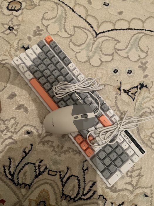 Клавитура сатылады