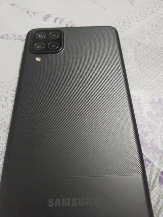 Продам телефон  Самсунг