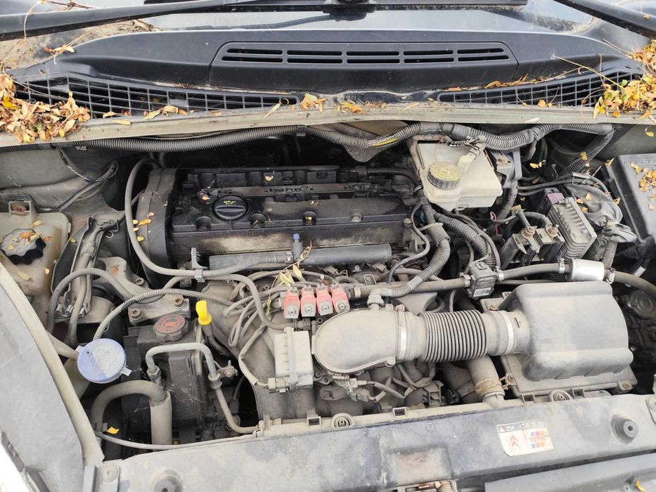Citroen Xsara Picasso 2.0 бензин - 136к.с - 2003г. на части