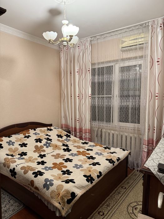 Продаётся 4-комнатная квартира (переделанная из 3), 77 м²