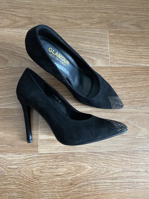 Продается туфли и полусапошки  новые