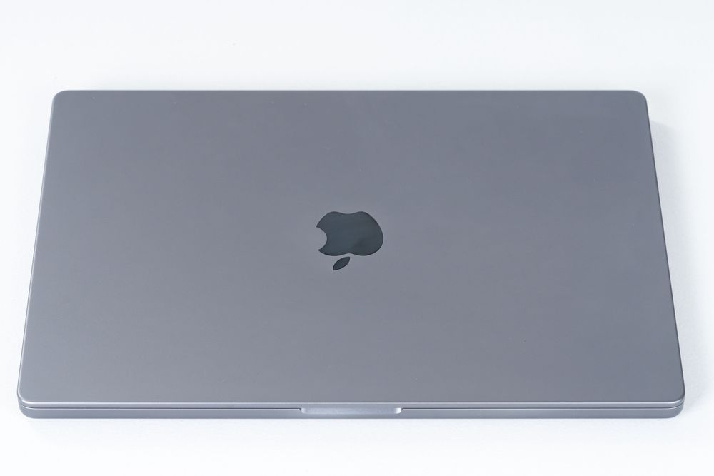 ПРОДАМ MacBook Pro 16” M1 Pro (16GB / 512GB SSD)