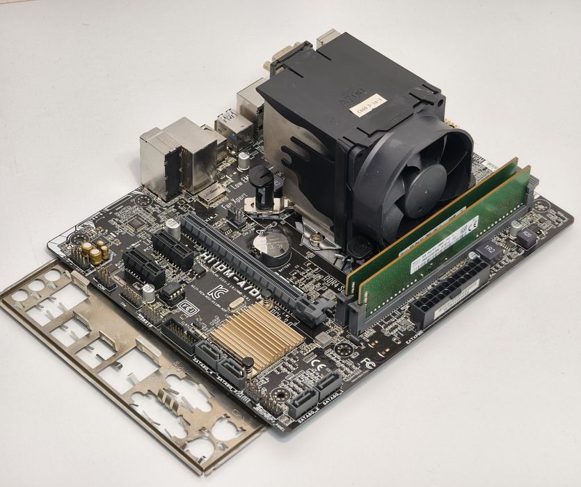 Placa+ Procesor i5+ 16gb DDR4