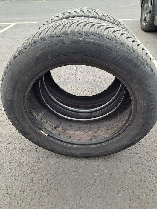 Зимни гуми "Мишелин" 2 бр.  215/55/16