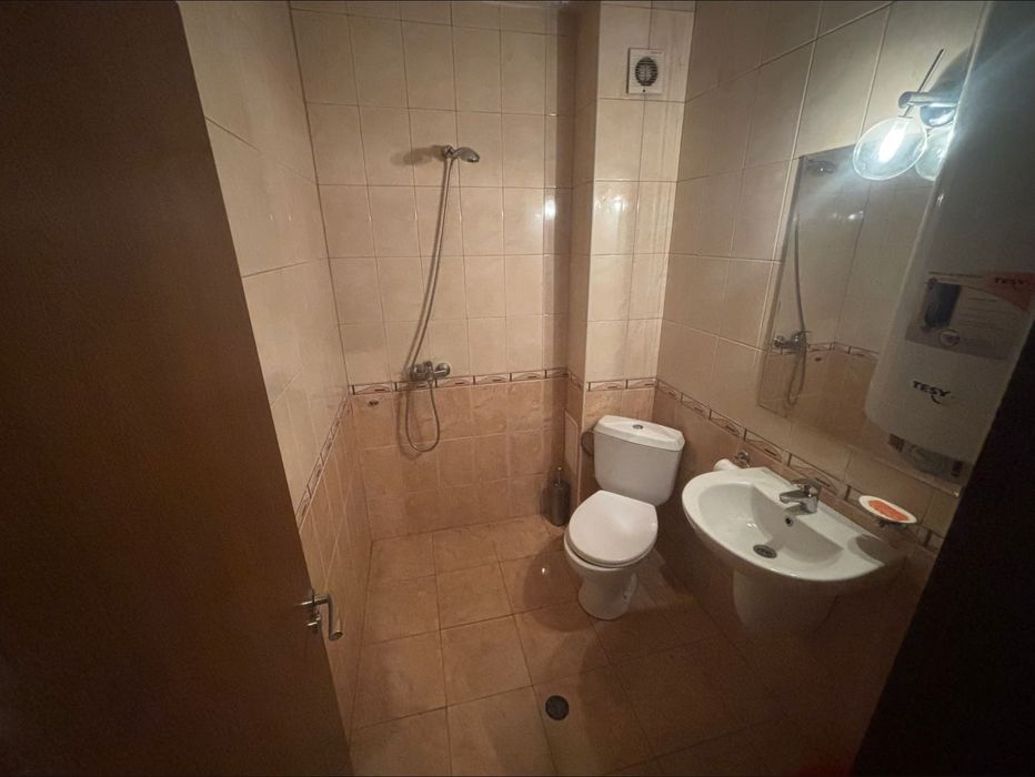 Двустаен апартамент кв. Възраждане 1