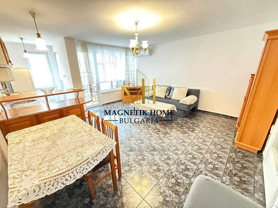 Приветлив двустаен апартамент до Младежки дом и у-ще Иван Вазов в ж.к. Възраждане