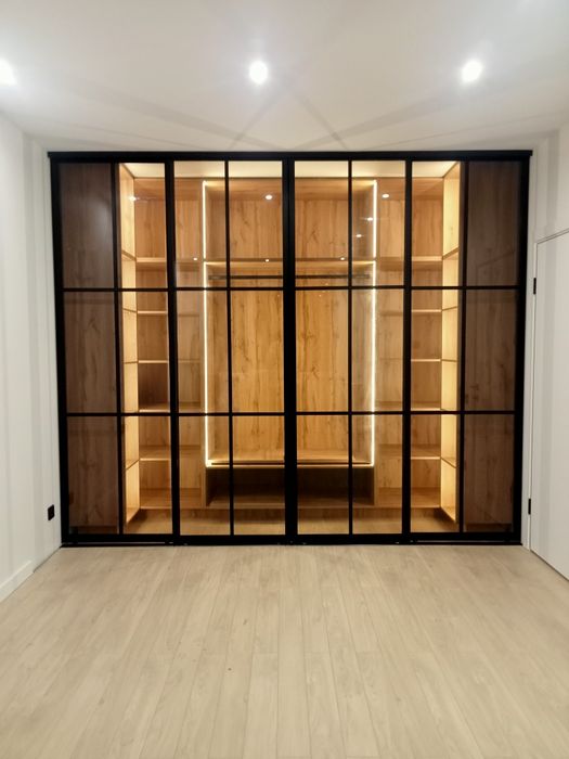 Межкомнатные двери купе