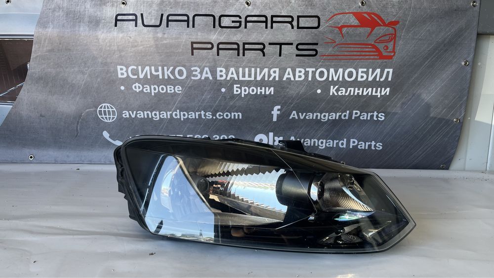 2 броя десен фар VW Polo