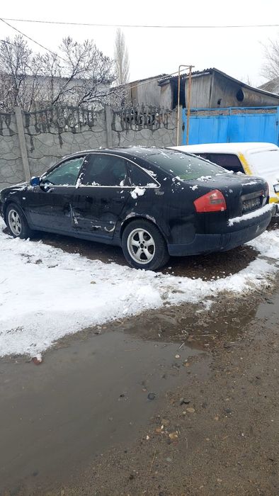 Продам ауди а́6 на ходу