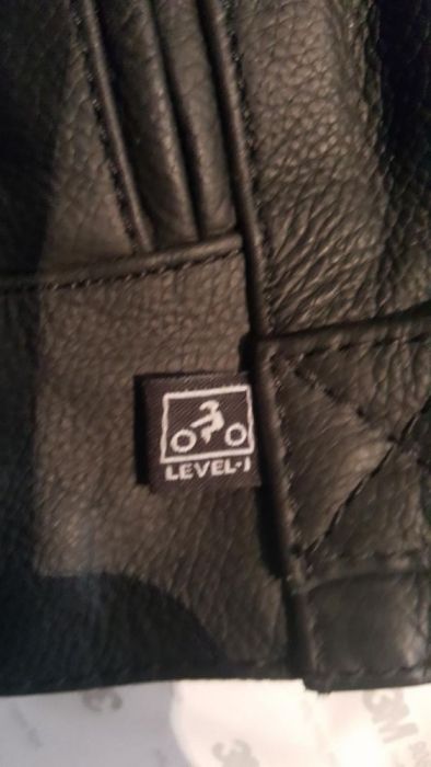 Мото яке IXON с протрктори ново