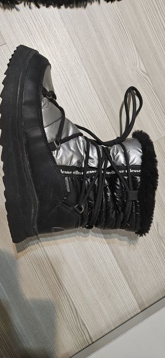 Ghete Ellesse de iarna mărimea 38