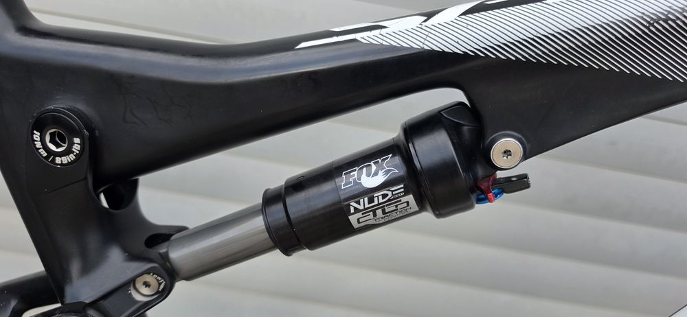 27.5" карбонов Scott spark