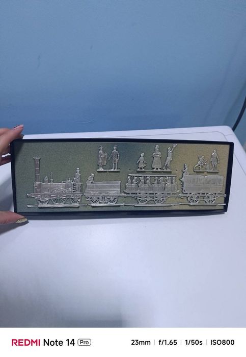 Тенекиени фигурки