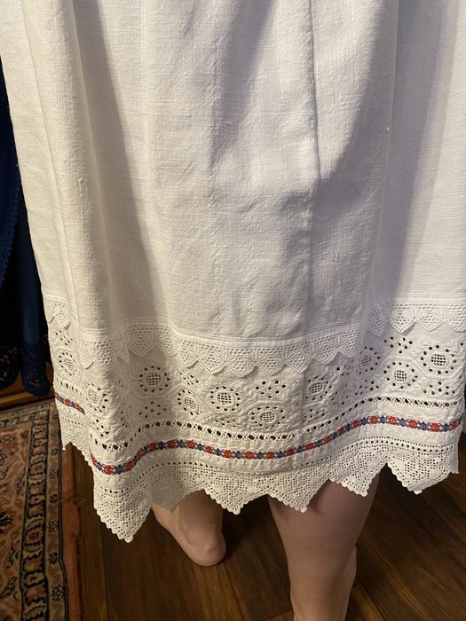 Costum popular cu zadie