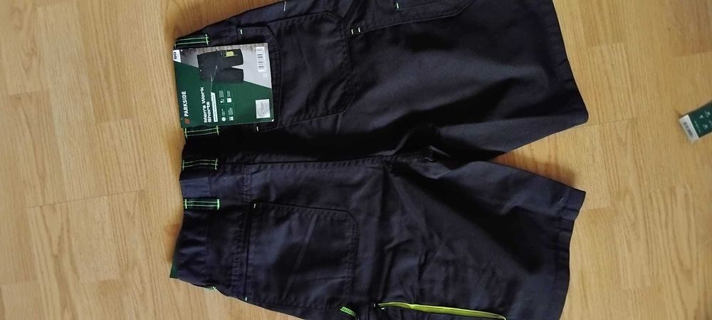 Pantaloni scurti Parkside ,marime 50/L ,cu eticheta