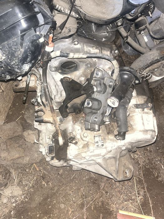Продам коробку на камри 30