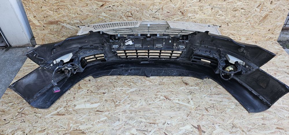 Bară față Passat B6, Completă, Poze reale, culoare  neagră LC9X  1200 lei din Rm-Vâlcea